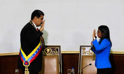 Juramentado Nicolás Maduro Moros
