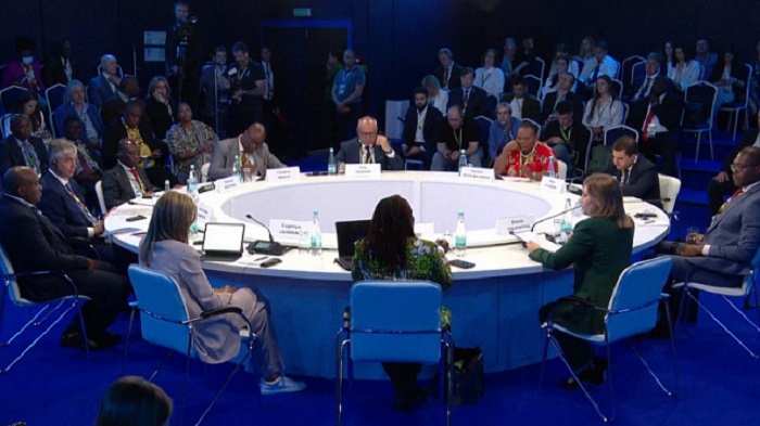 Putin y líderes africanos adoptan declaración de cumbre Rusia-África