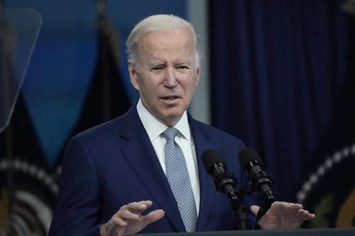 Biden bajo críticas por plan migración a cambio de ayuda a Ucrania