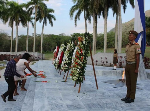 Conmemoran aniversario del II Frente Oriental Frank País García