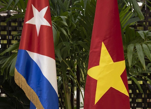 Califican de especial vínculos entre Cuba y Vietnam