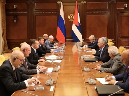 Cuba y Rusia amplían cooperación política