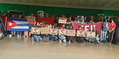 Jóvenes artemiseños se solidarizan con el pueblo palestino +(Fotos)