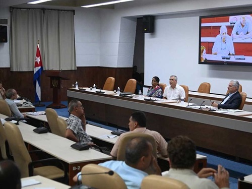 Cuba apuesta por nuevas tecnologías en la industria azucarera