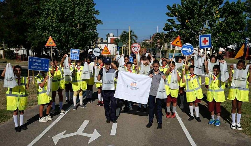 Pequeños guardianes del camino: cierra la semana del tránsito en Artemisa +(Fotos)