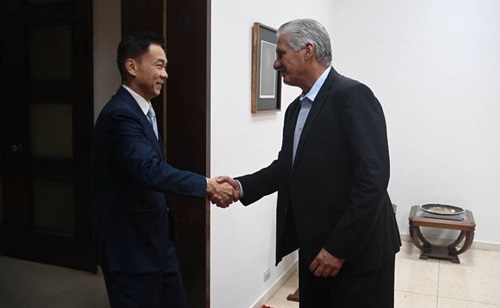 Xi Jinping aprueba nueva ayuda a Cuba