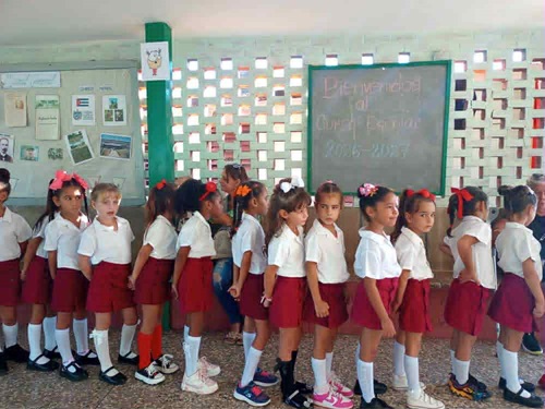 Celebran inicio del curso en San Cristóbal Celebran inicio del curso en San Cristóbal